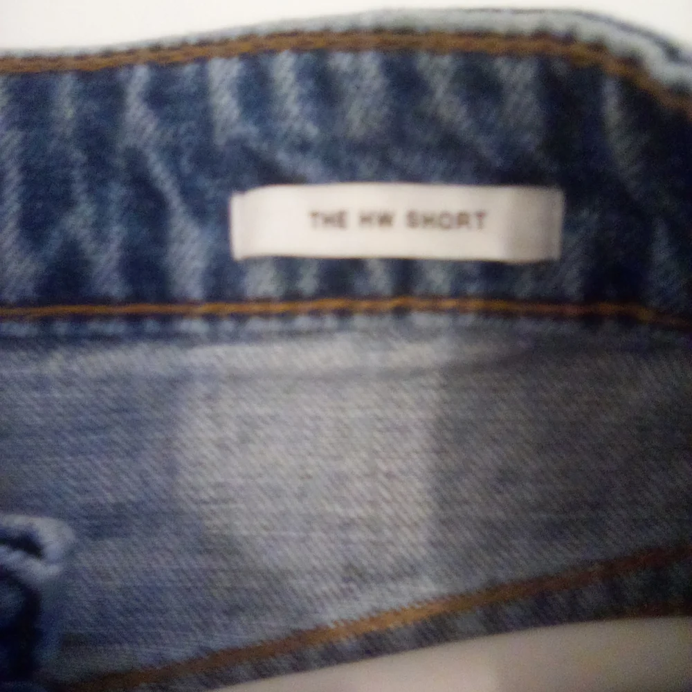 Zara The HW Short Size 4 Distressed Casual Summer Vacation